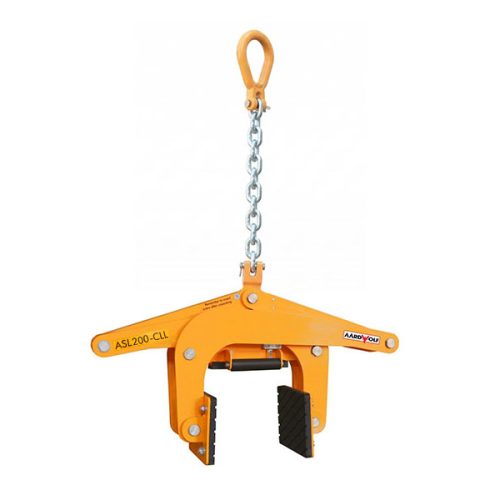 Yellow Aardwolf ASL200-CLL scissor lifter with short chain and black rubber grip pads.