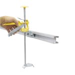 Close-up Abaco Ez-Pro Level Extender 7811 vertical adjustment lever and support foot