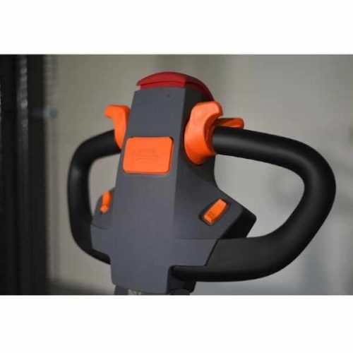 EKKO EB18C-138Li Full Powered Lithium Straddle Stacker control handle detail