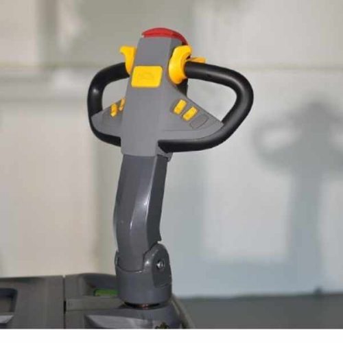 EKKO EB20CS-189Li Lithium Electric Straddle Stacker operating handle detail