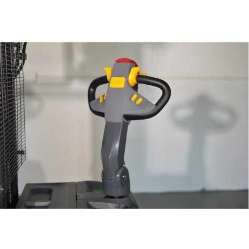 EKKO EB20CS-216Li Lithium Electric Straddle Stacker operating handle detail