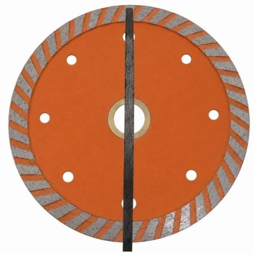 Detailed view Weha 5″x 3⁄16″ Turbo Rodding Blade diamond rim and arbor area