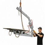 Worker using Aardwolf 180 Rotation Vacuum Lifter 160kg